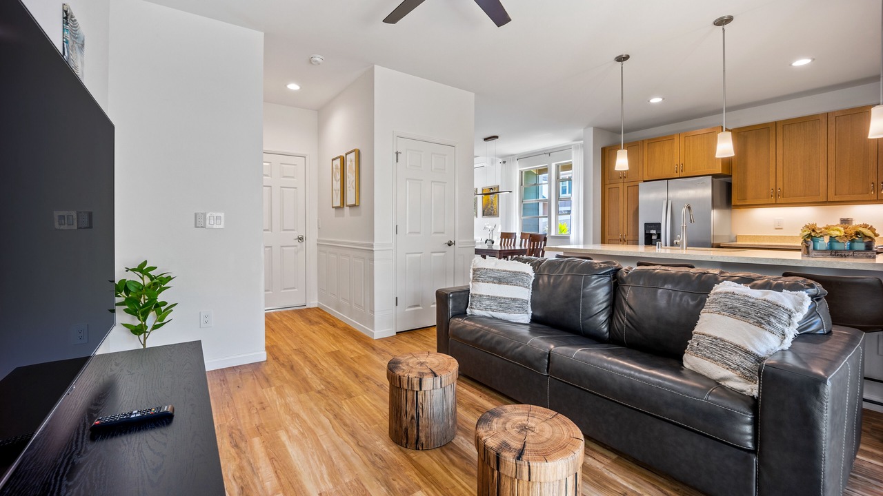 Photo of Livingroom in Makaha Valley