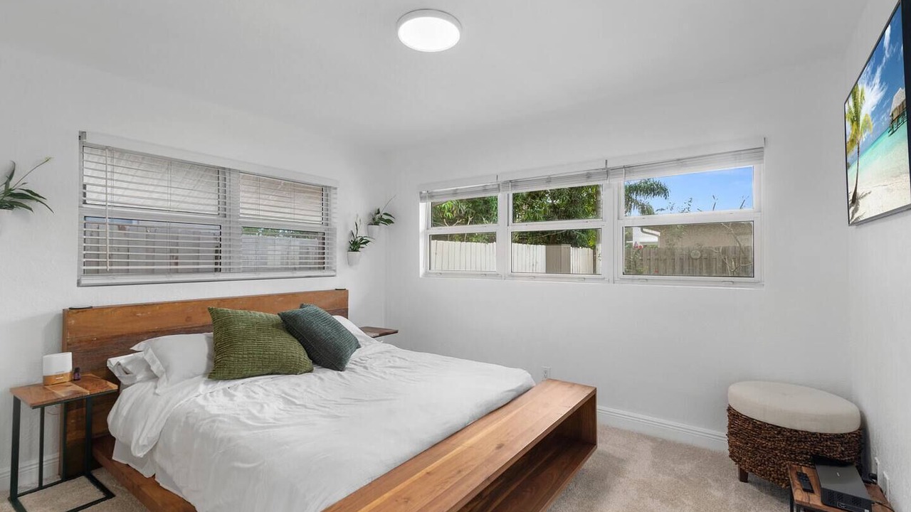 Photo of Bedroom in Poinsettia Heights