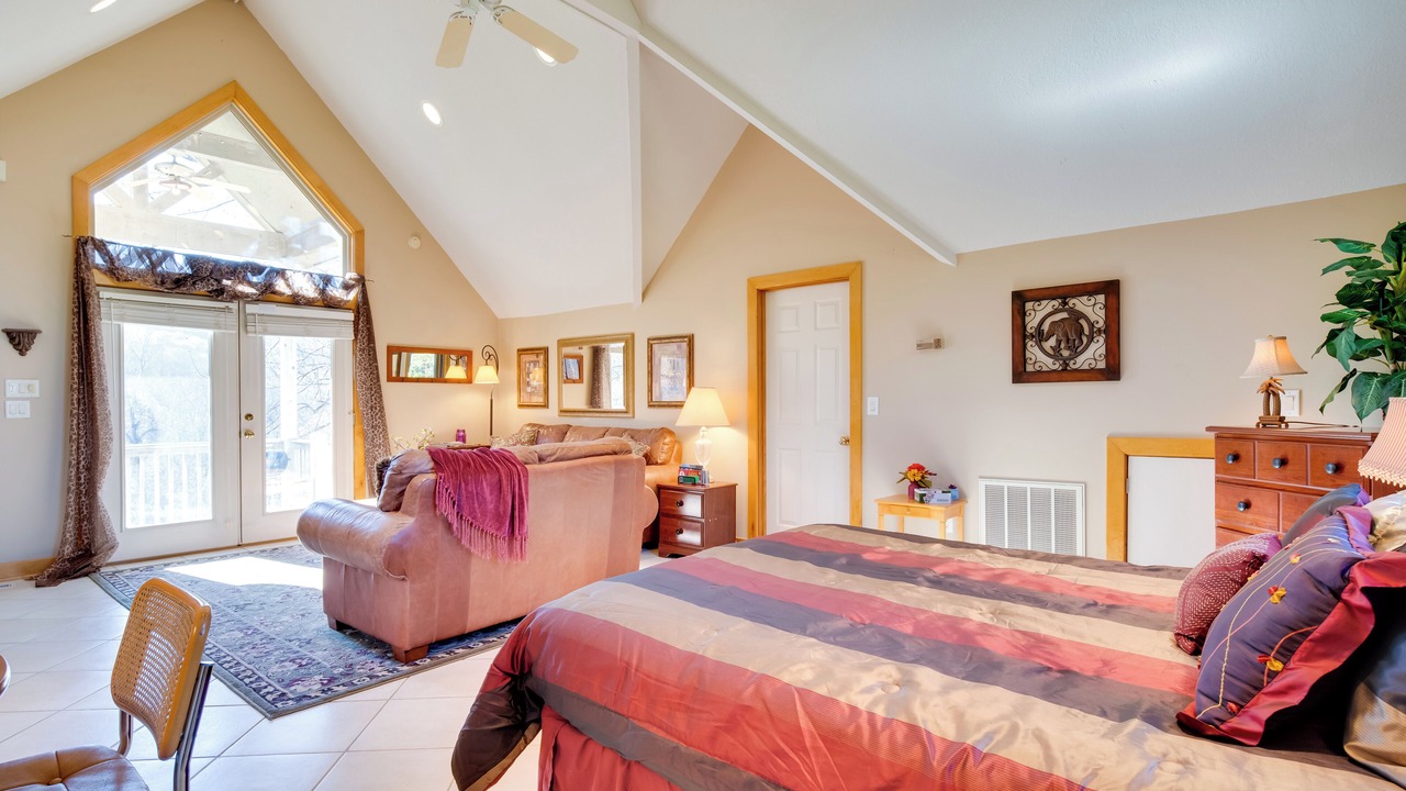 Photo of Bedroom in Lake Lure