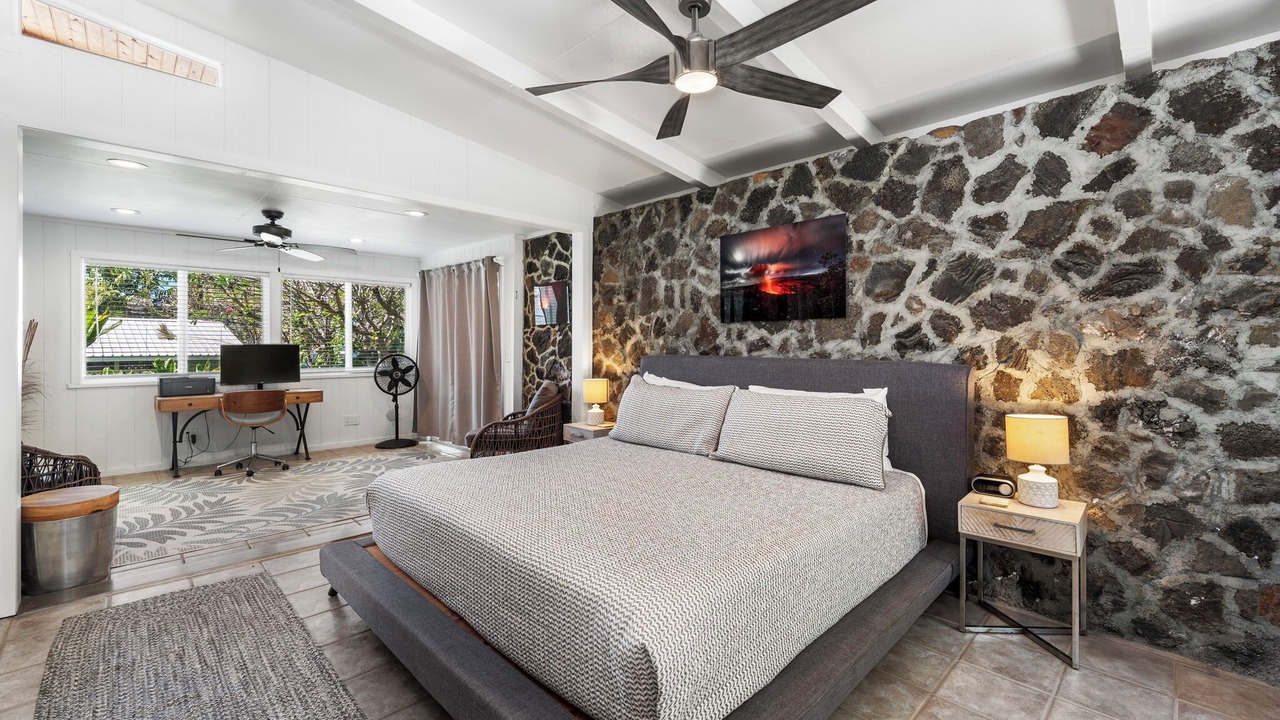 Photo of Bedroom in Kahaluu Bay