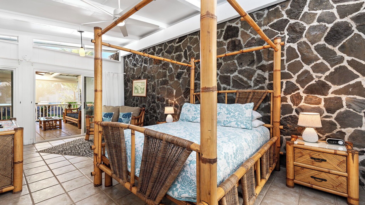 Photo of Bedroom in Kahaluu Bay