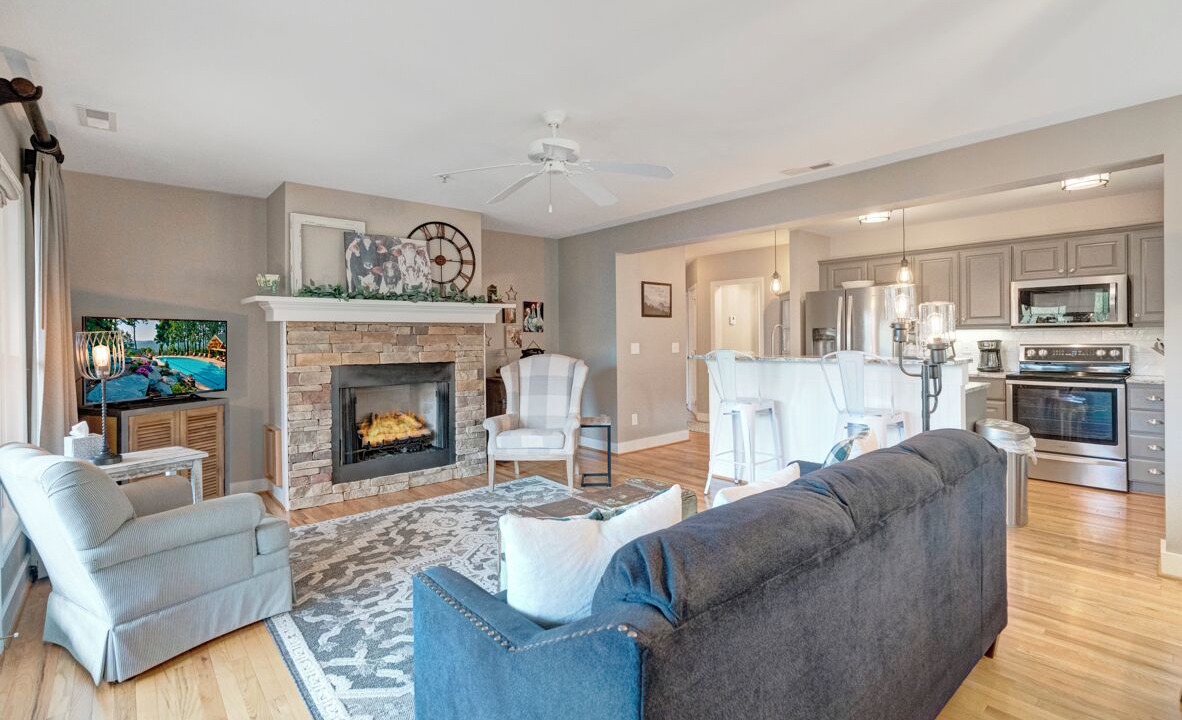 Photo of Livingroom in Foscoe