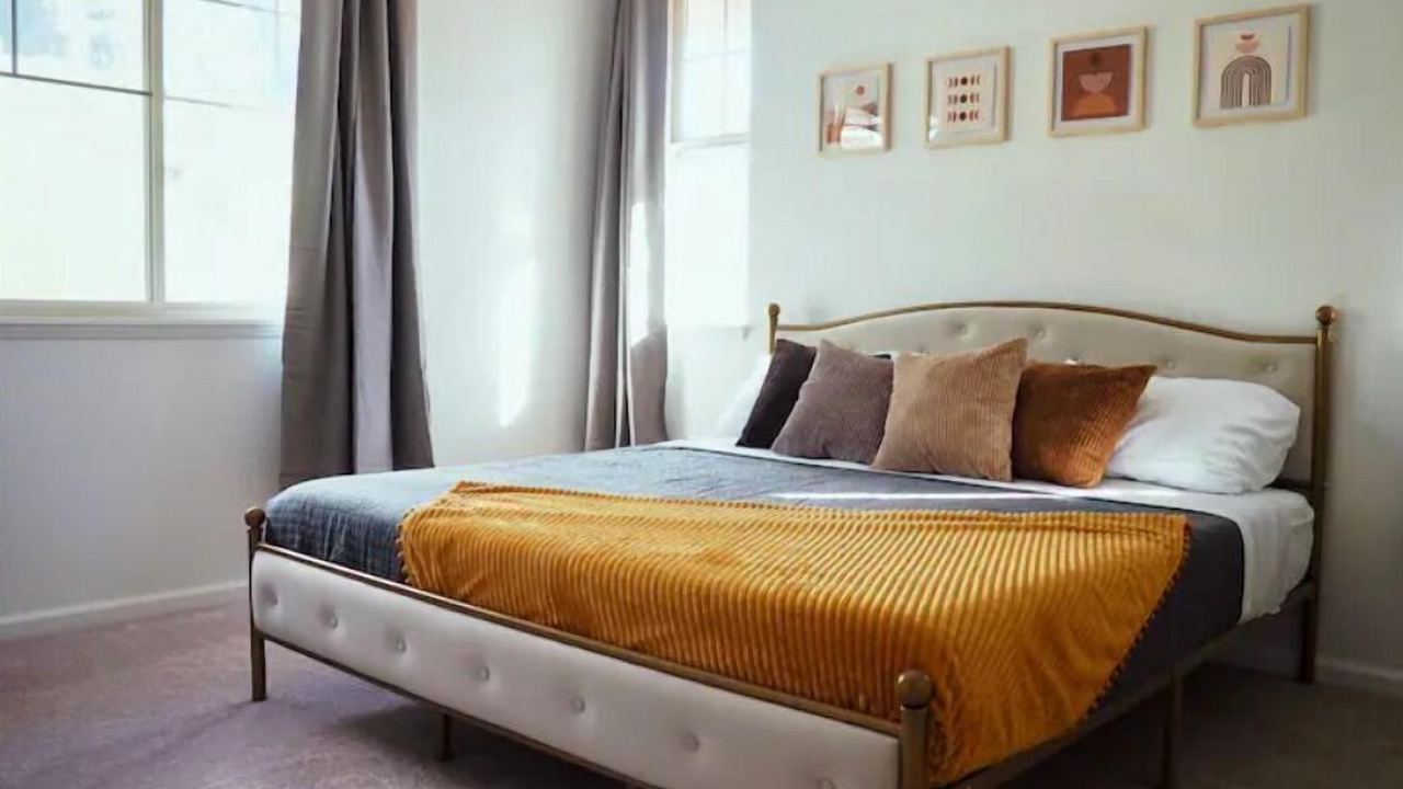 Photo of Bedroom in Makaha Valley