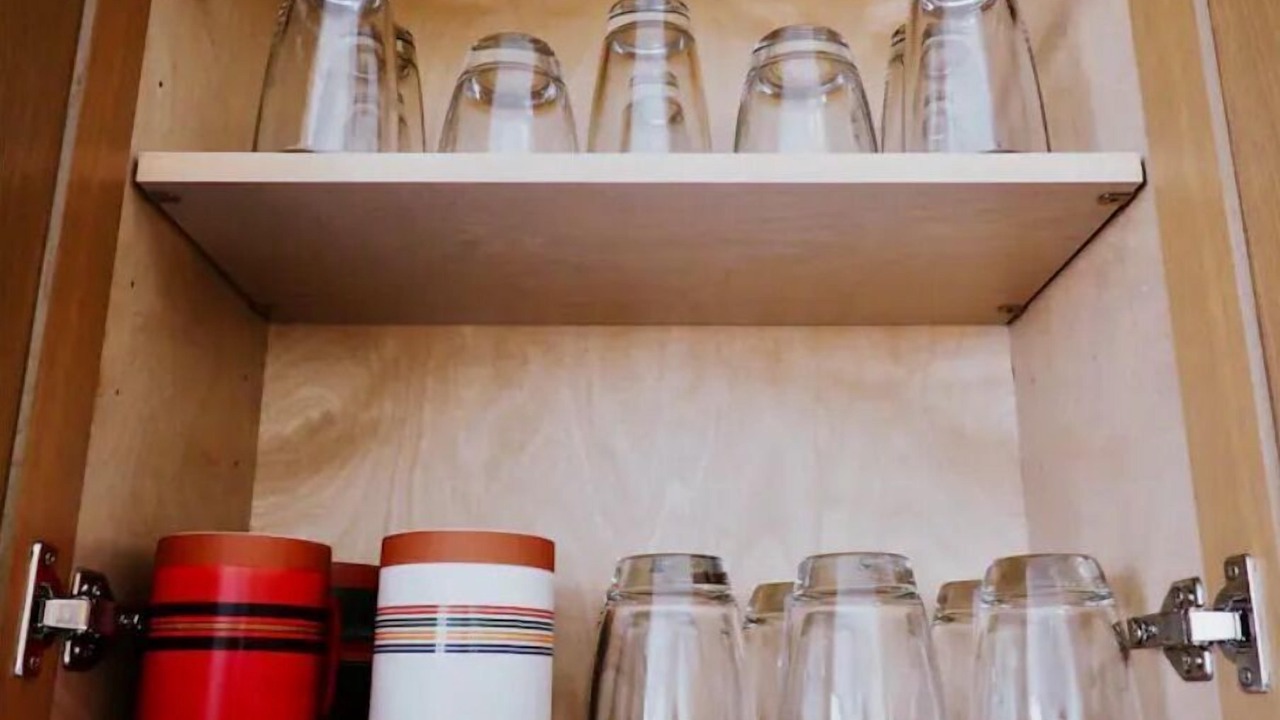 Photo of Kitchen in Makaha Valley