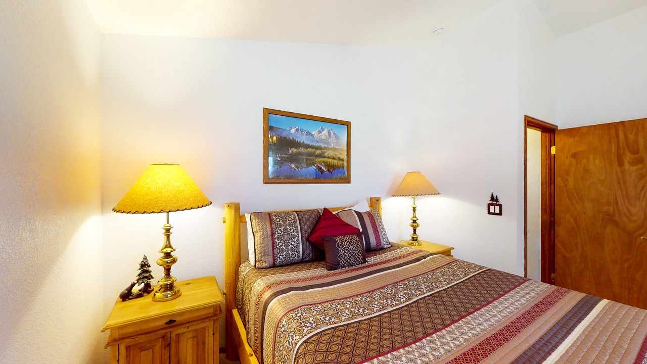 Photo of Bedroom in Rainbow Valley