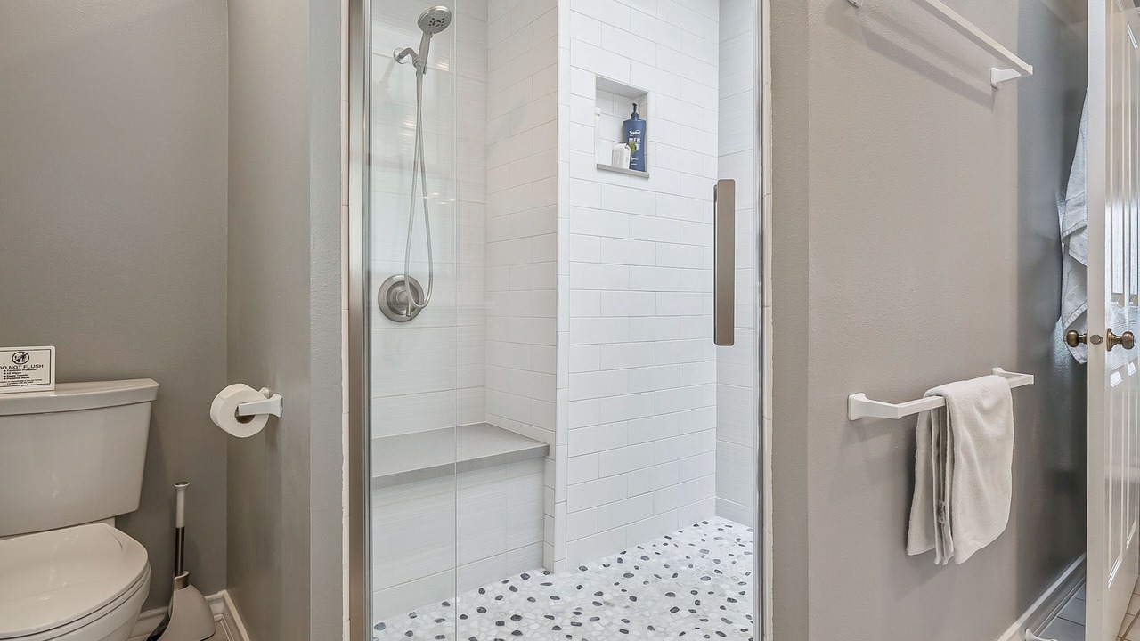 Photo of Bathroom in Kaneohe