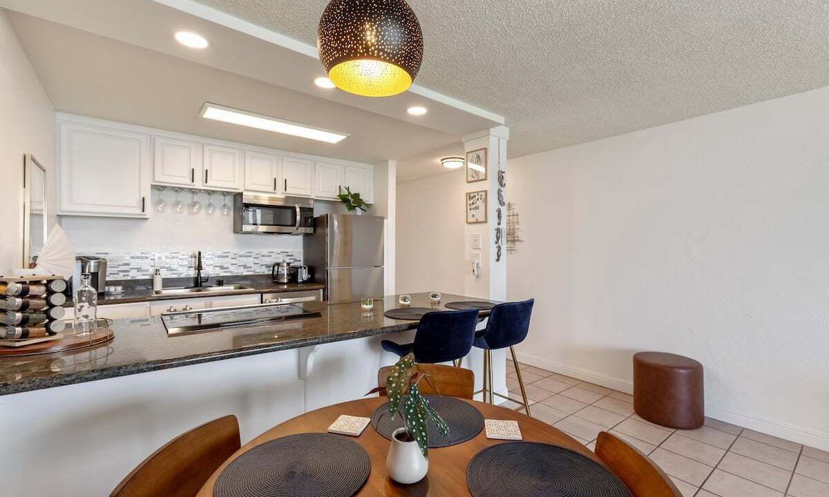 Photo of Kitchen in Kahana