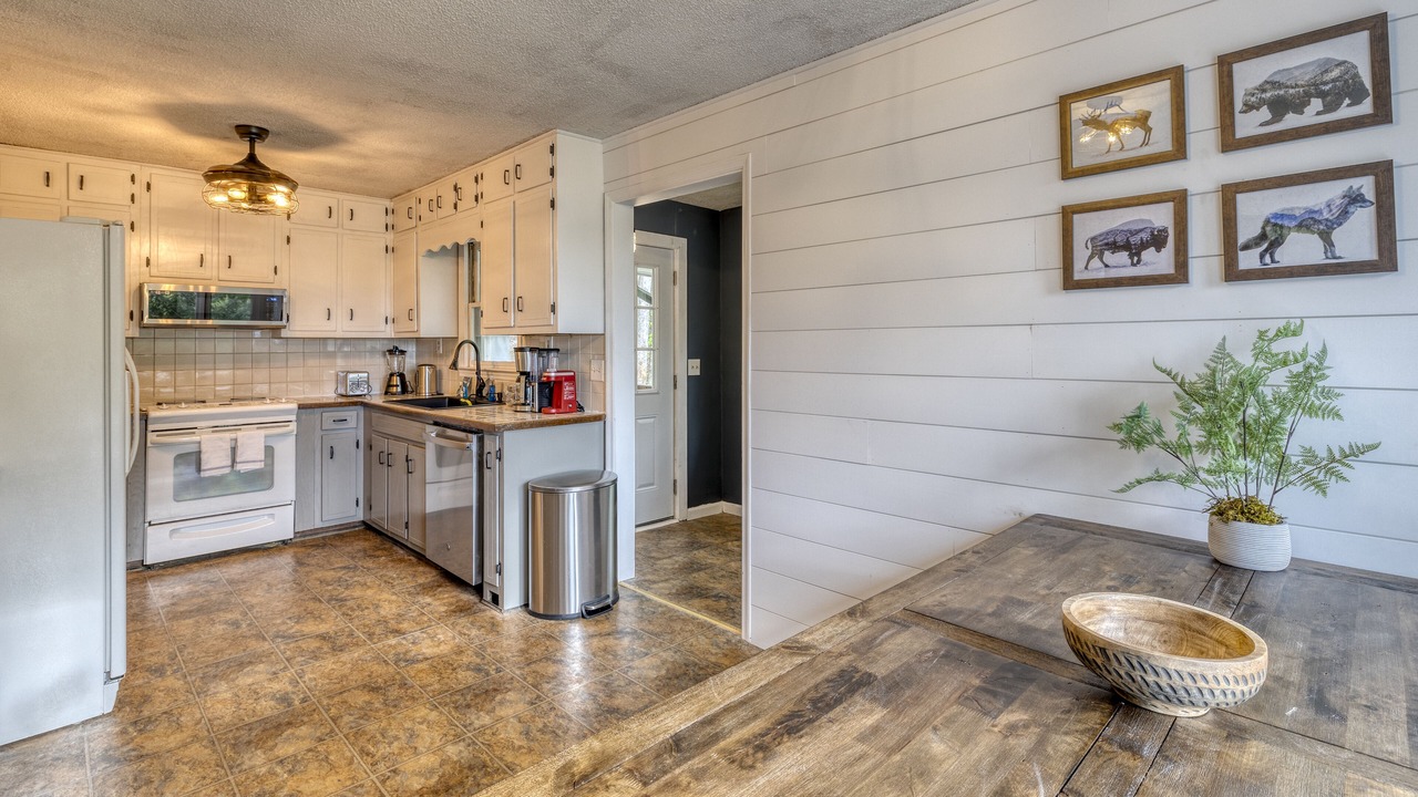 Photo of Kitchen in Mineral Bluff