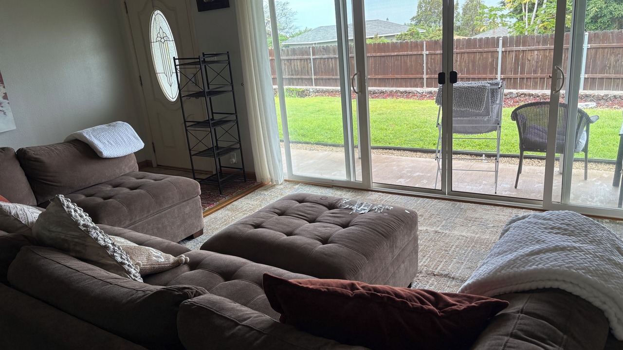 Photo of Livingroom in Bluffs