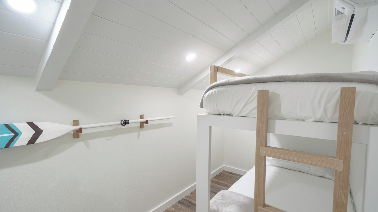 Photo of Bedroom in Maalaea