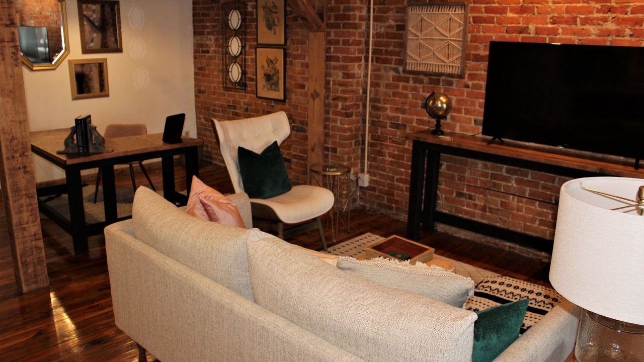 Photo of Livingroom in Elizabeth City