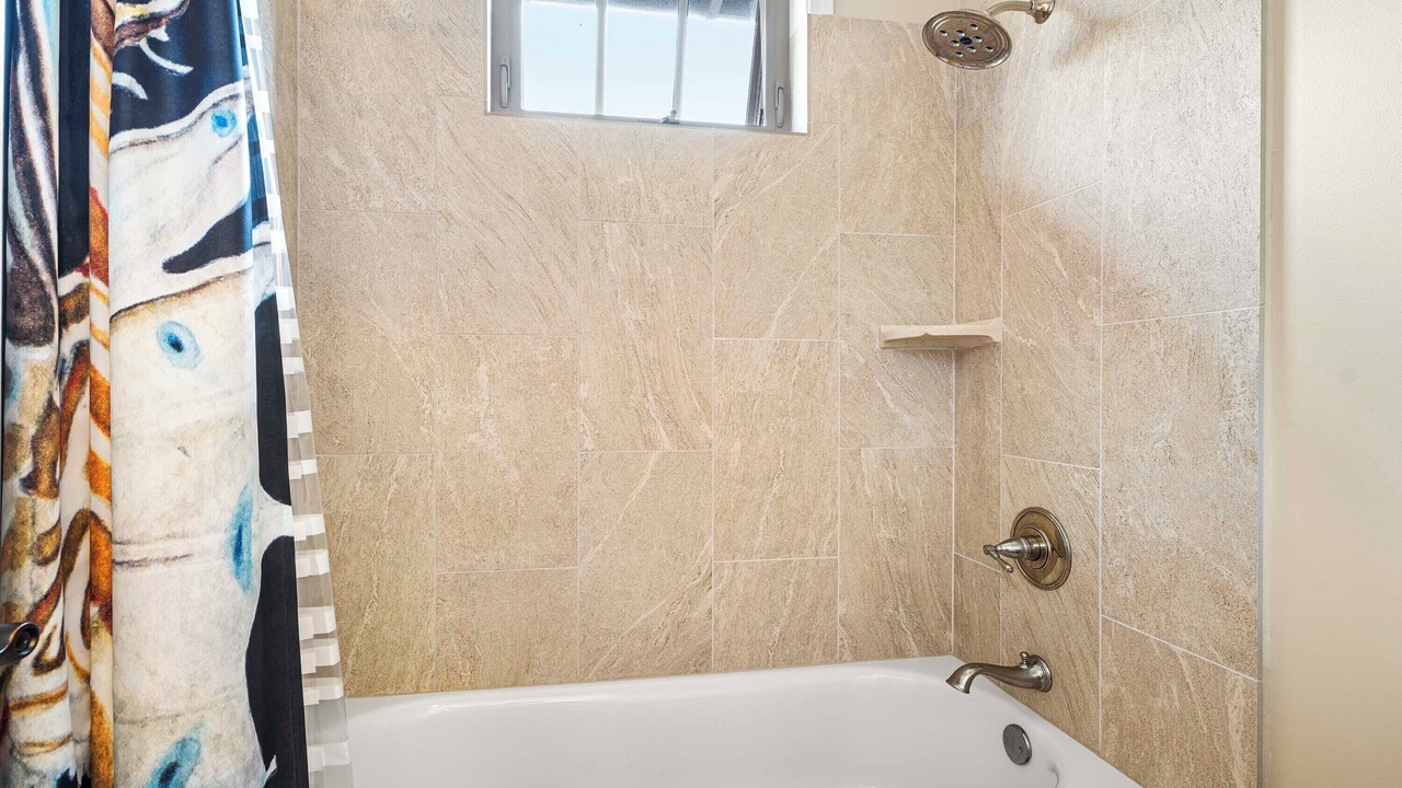 Photo of Bathroom in Keauhou