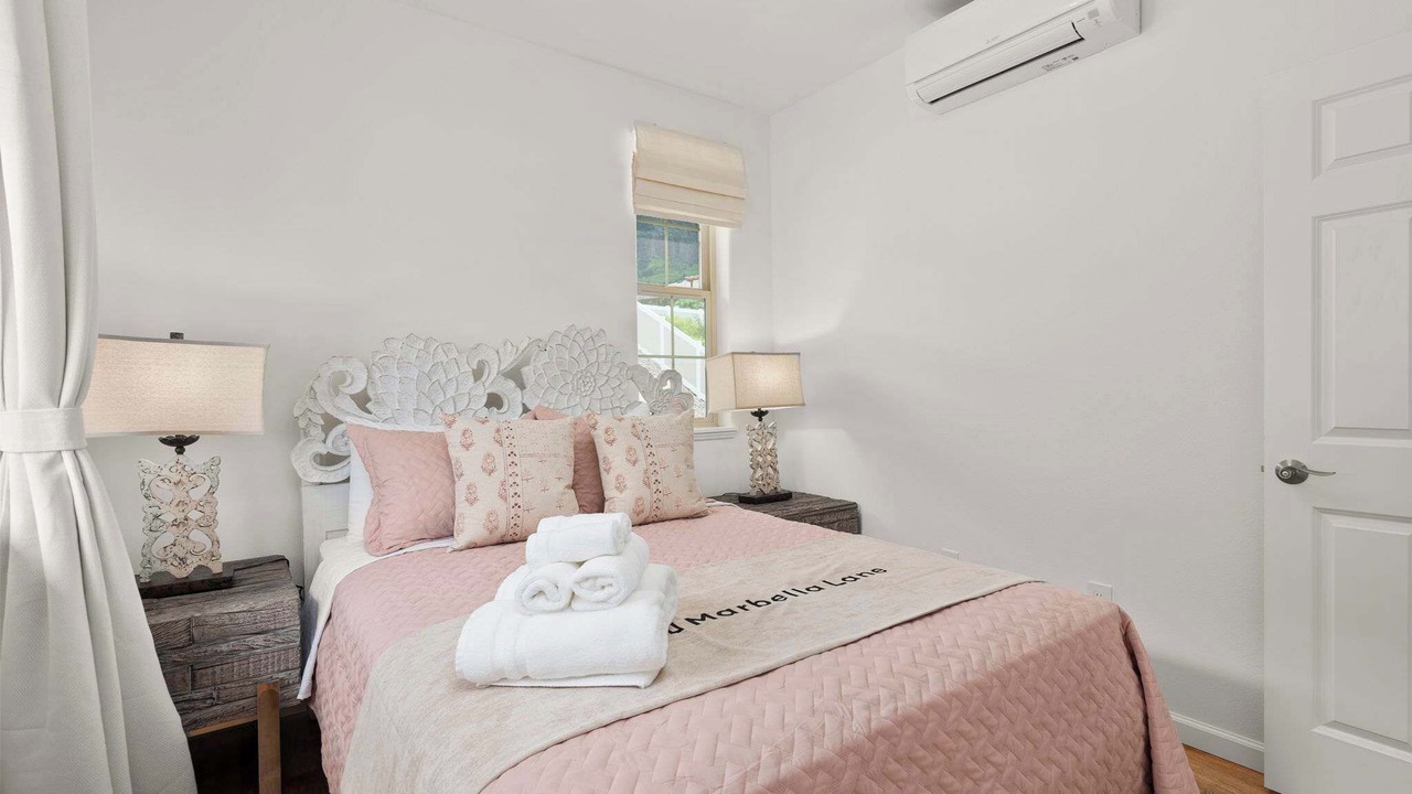 Photo of Bedroom in Makaha Valley