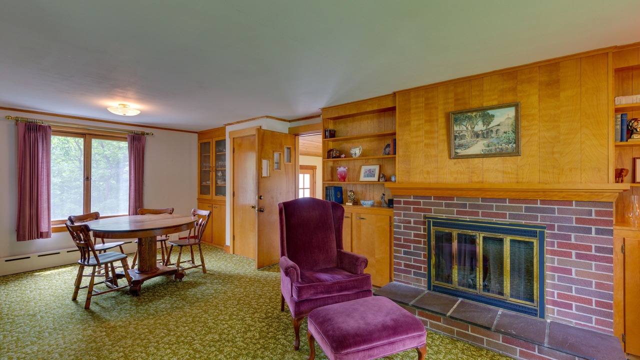 Photo of Livingroom in Farmington