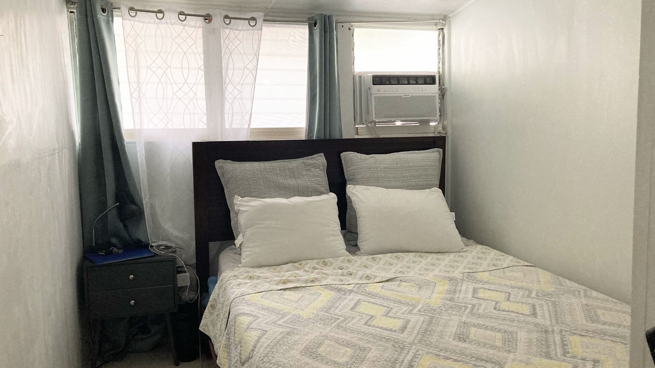 Photo of Bedroom in McCully - Moiliili