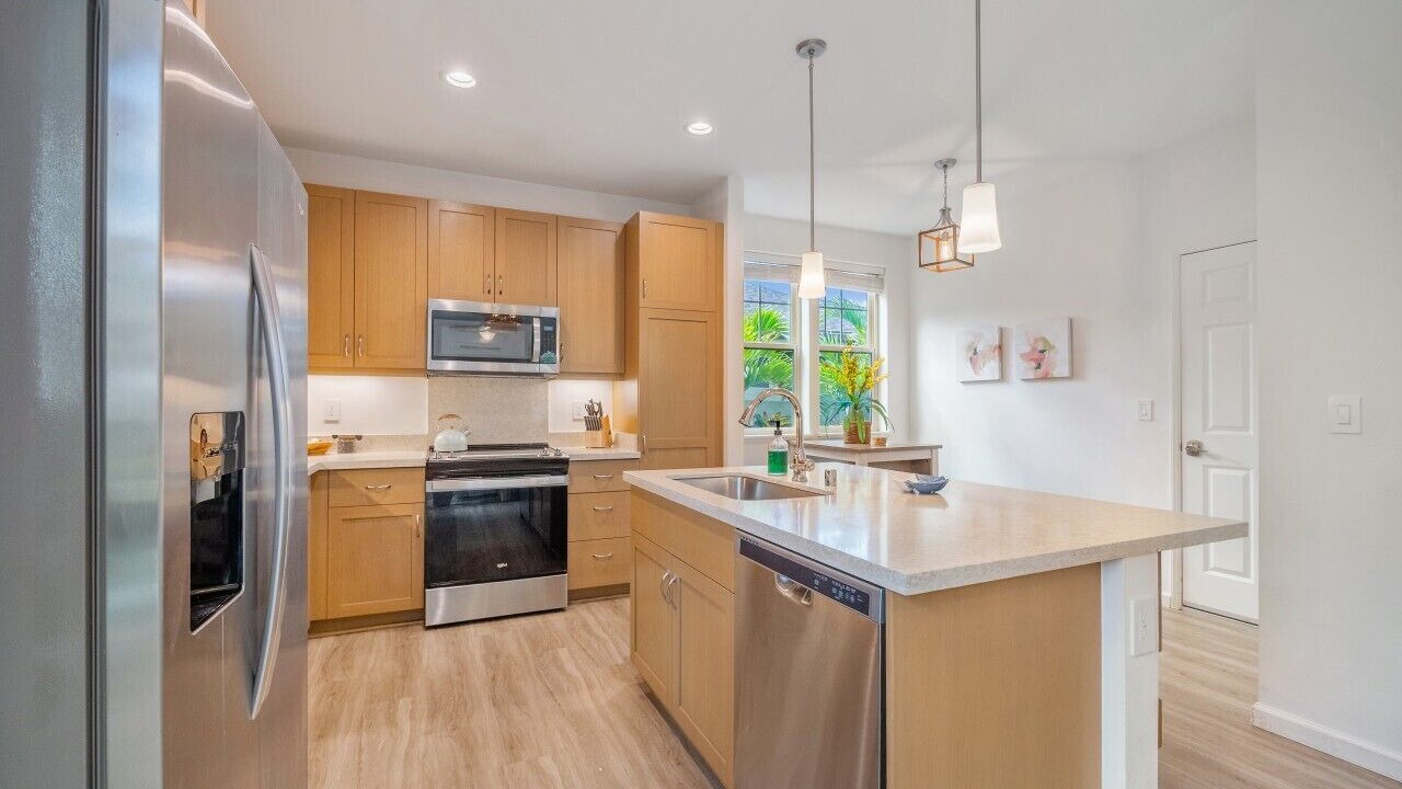 Photo of Kitchen in Makaha Valley