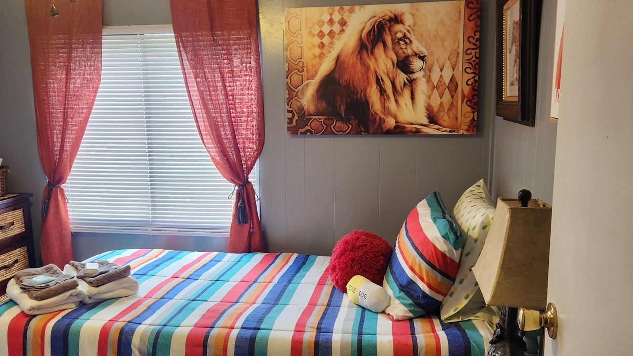 Photo of Bedroom in Half Moon