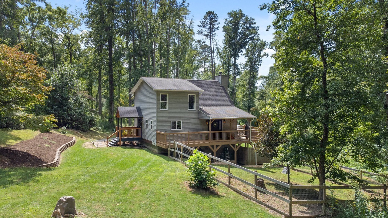 Photo of Outdoor in Fairview
