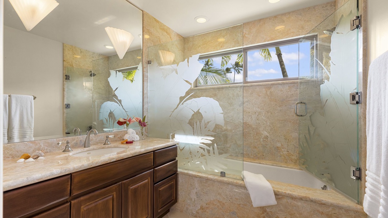 Photo of Bathroom in Lanikai