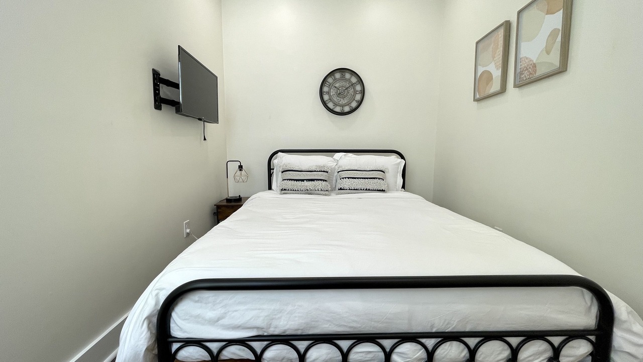 Photo of Bedroom in West Riverside