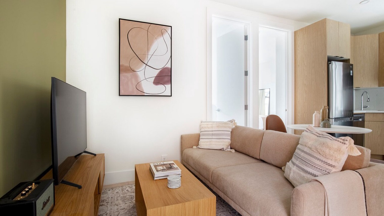 Photo of Livingroom in Ukrainian Village