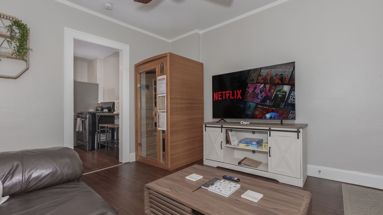 Photo of Livingroom in Cleveland