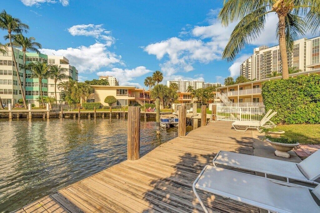 Photo of Patio Balcony in Dolphin Isles