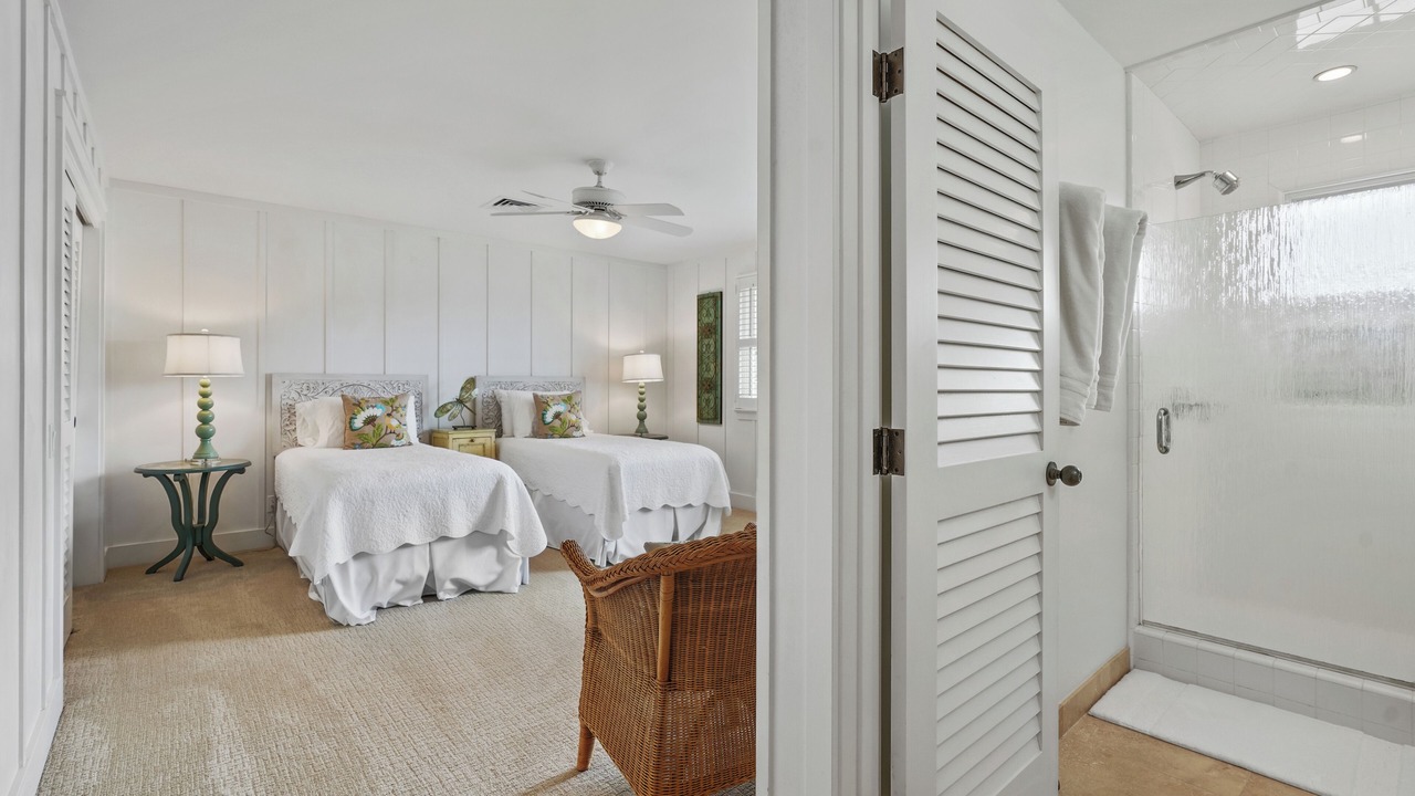 Photo of Bedroom in Eastern Honolulu