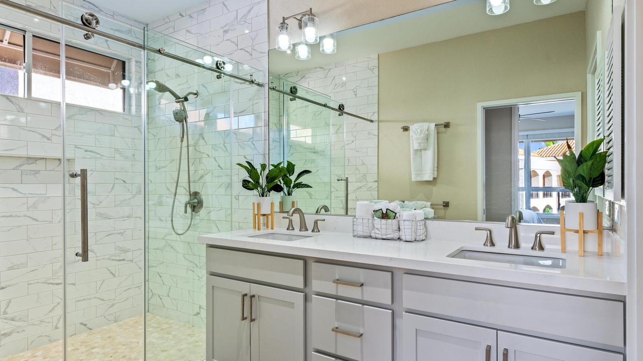 Photo of Bathroom in Waikoloa