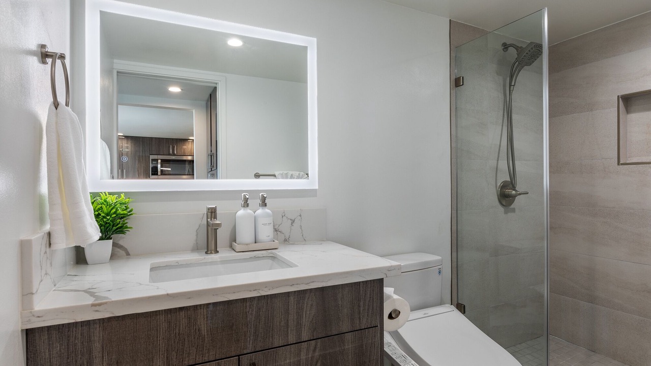 Photo of Bathroom in Waikiki