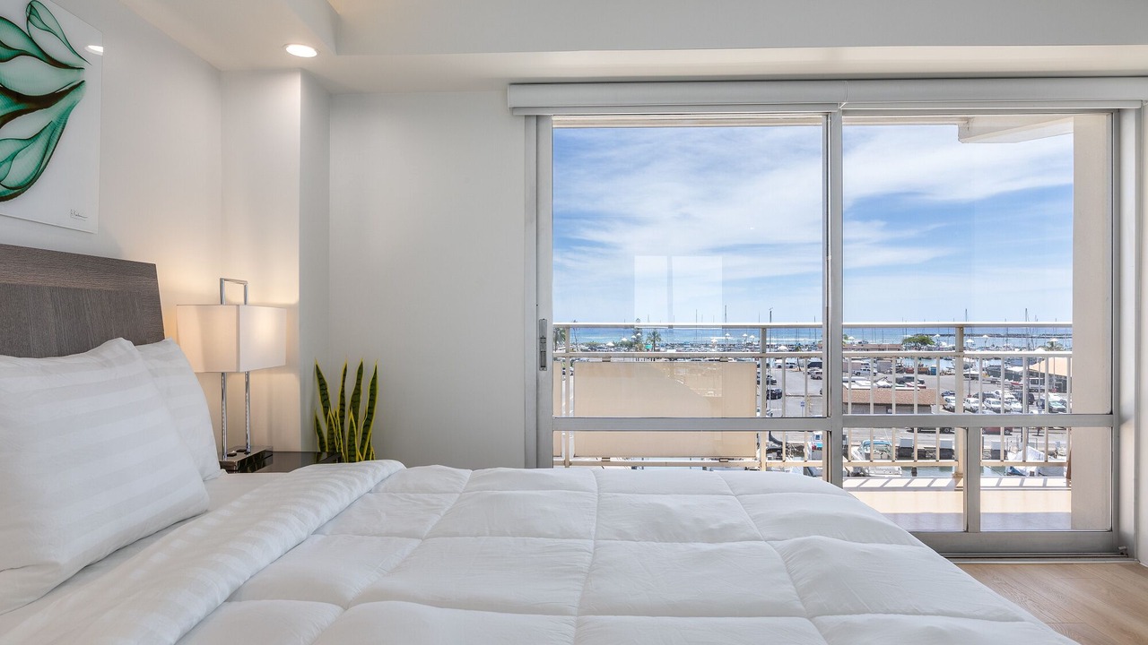 Photo of Bedroom in Waikiki
