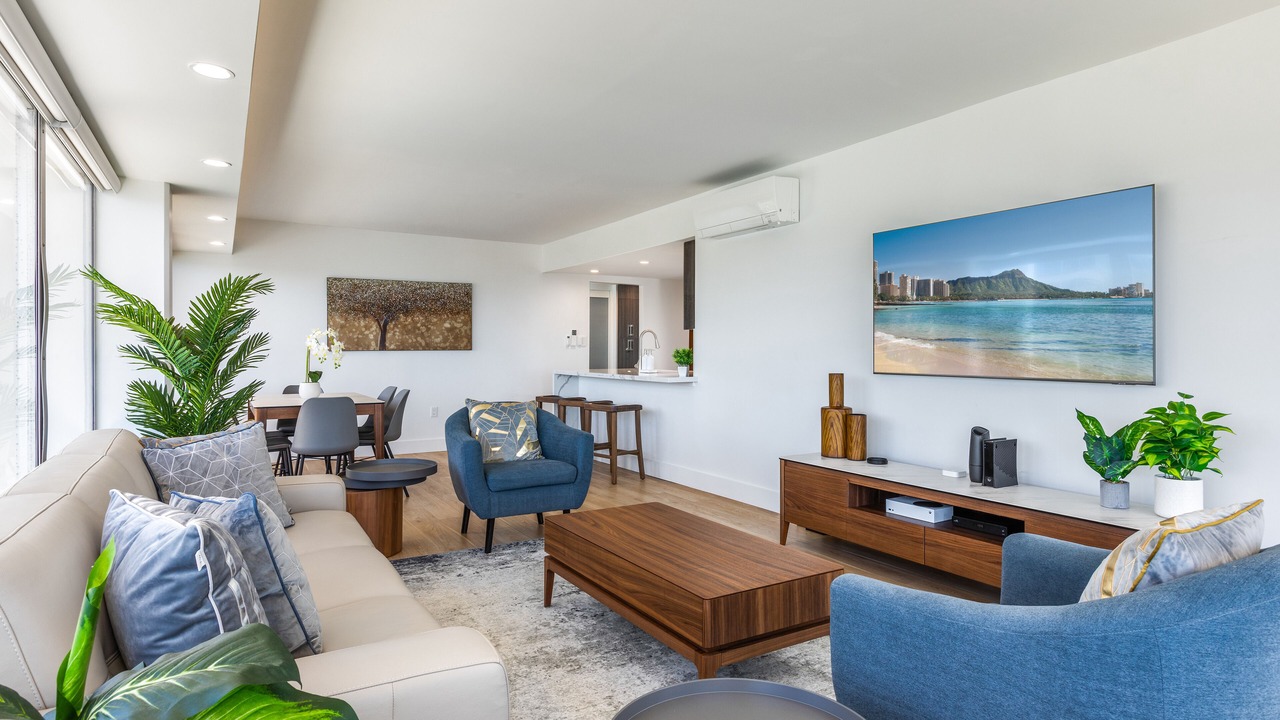 Photo of Livingroom in Waikiki