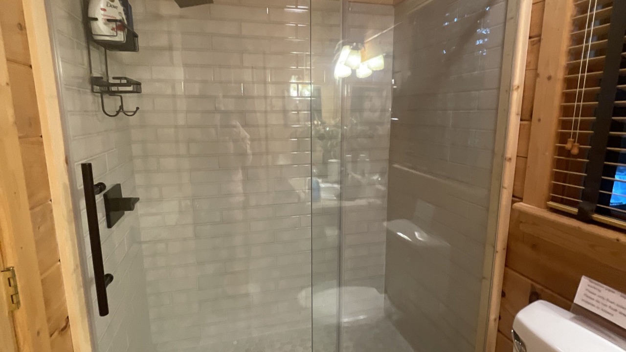 Photo of Bathroom in Ellijay