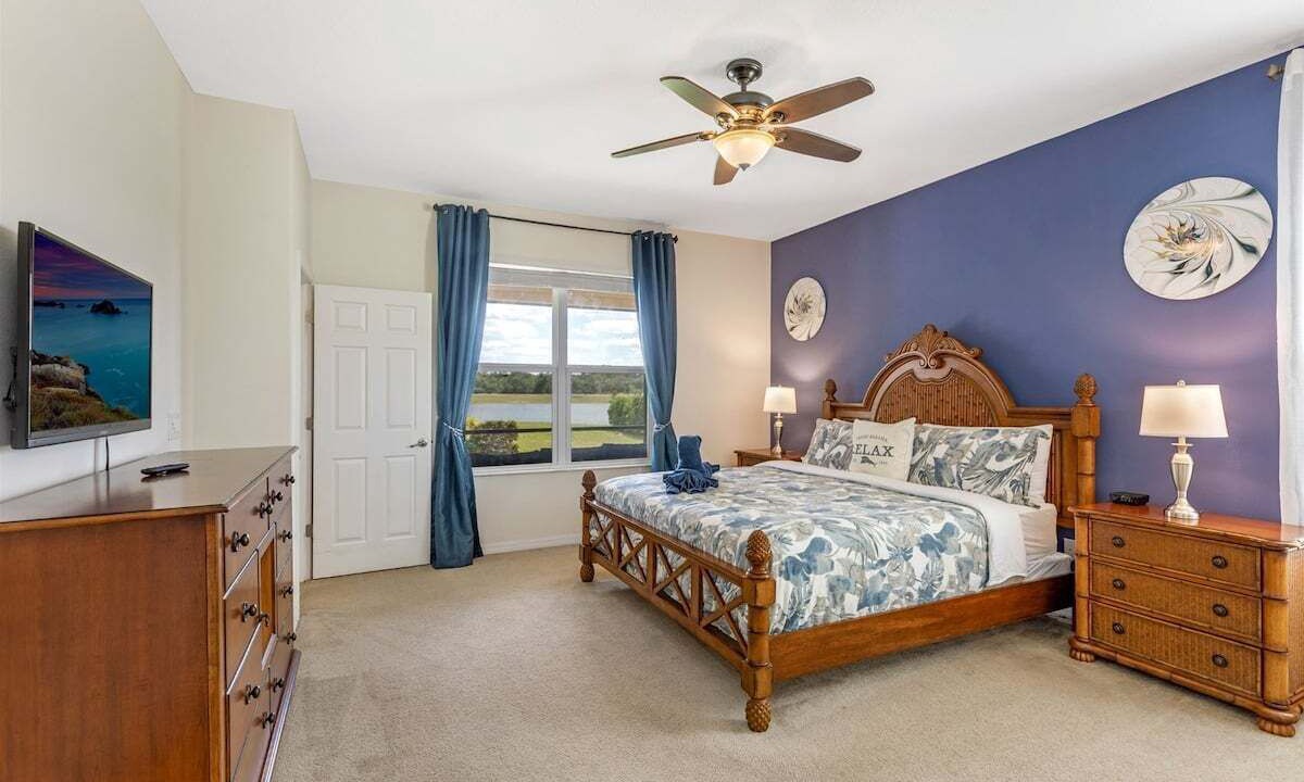 Photo of Bedroom in Watersong