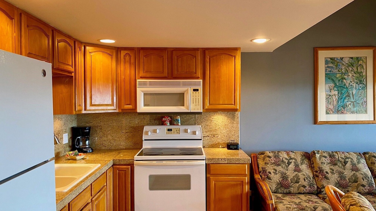 Photo of Kitchen in Maunaloa