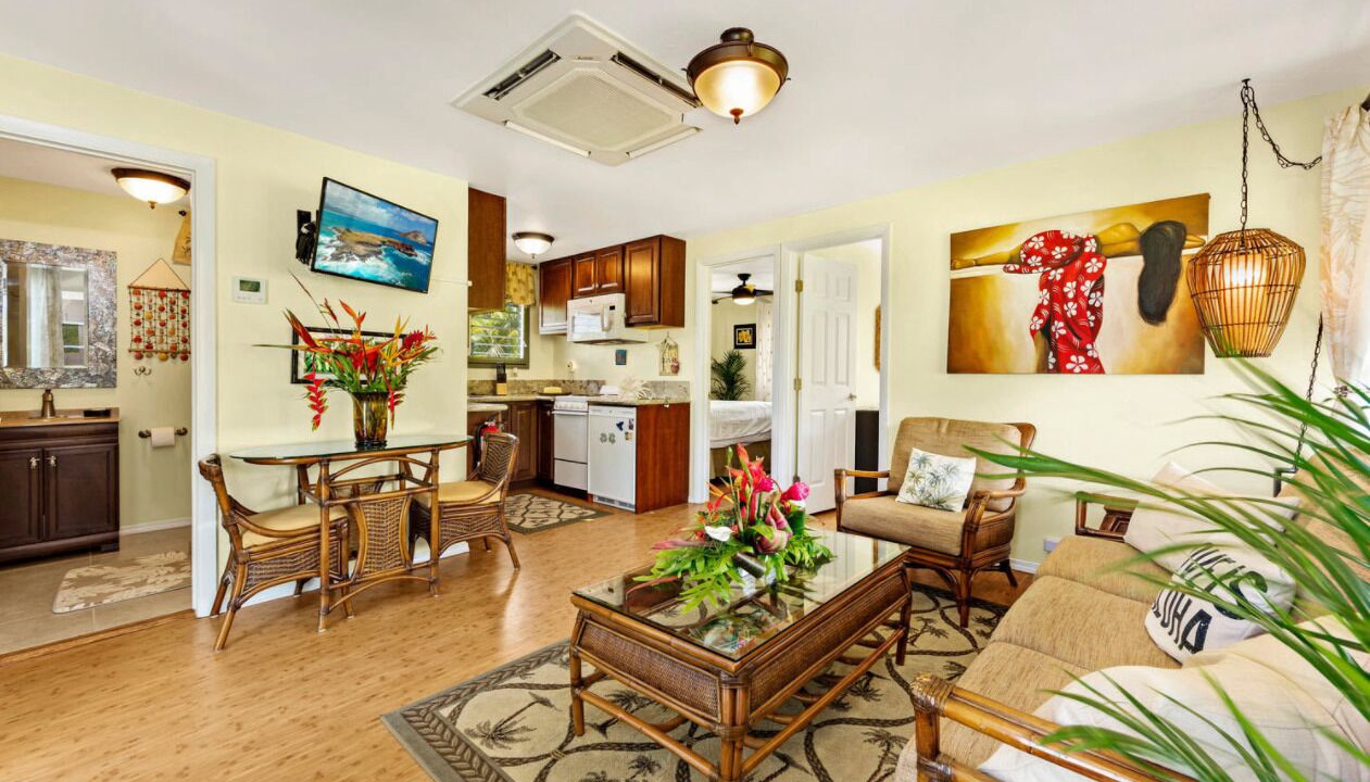 Photo of Livingroom in Waimanalo Beach