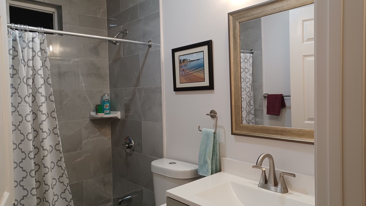Photo of Bathroom in Makaha
