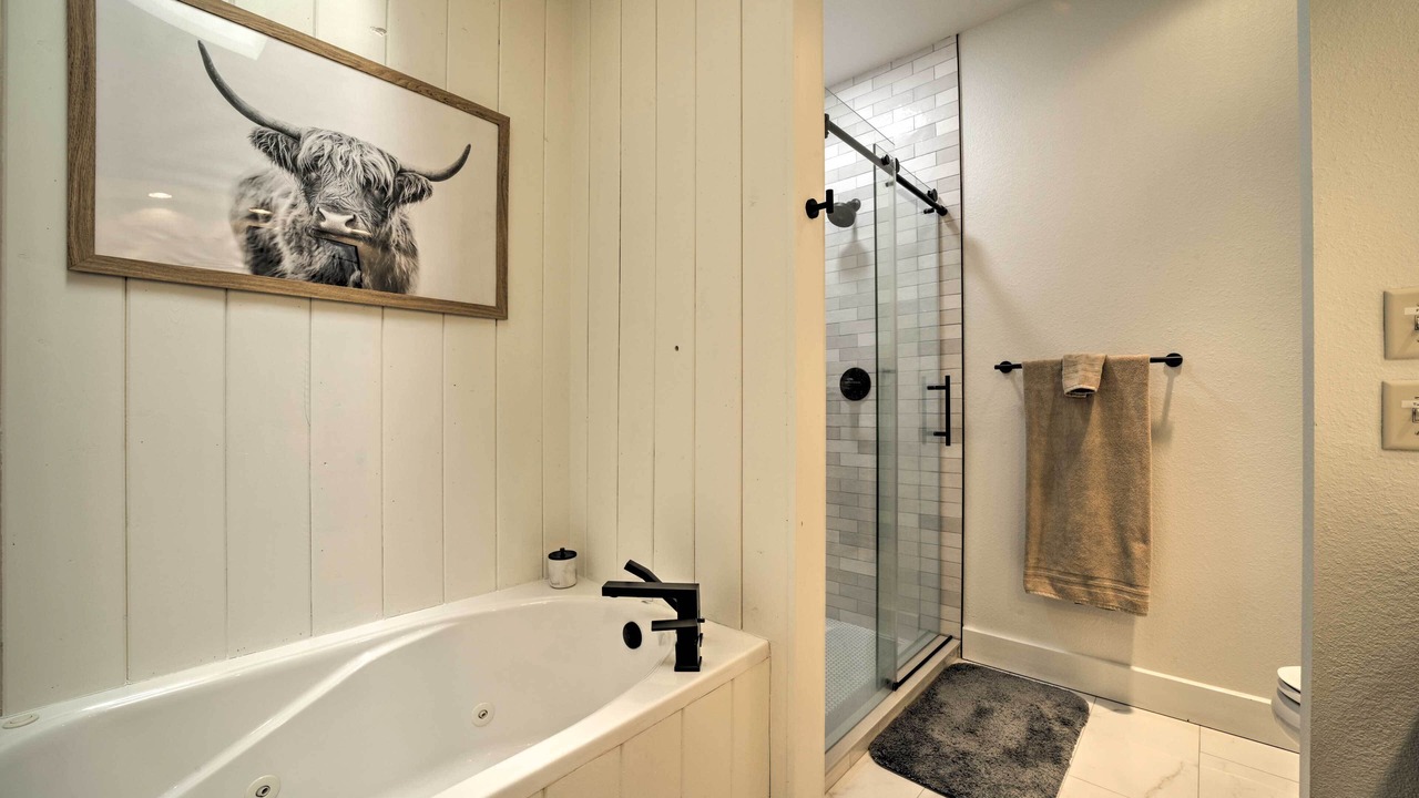 Photo of Bathroom in Sapphire