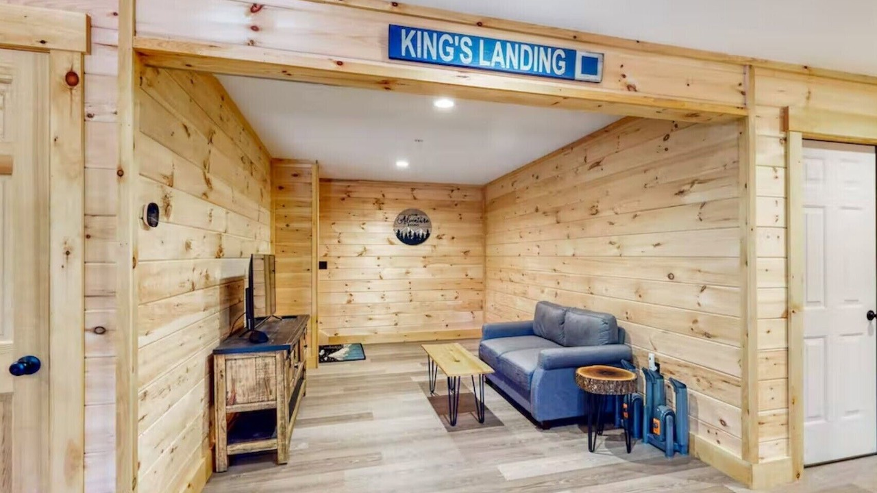 Photo of Livingroom in Carrabassett Valley