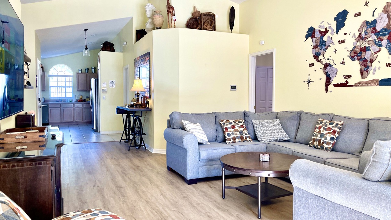 Photo of Livingroom in Windsor Palms