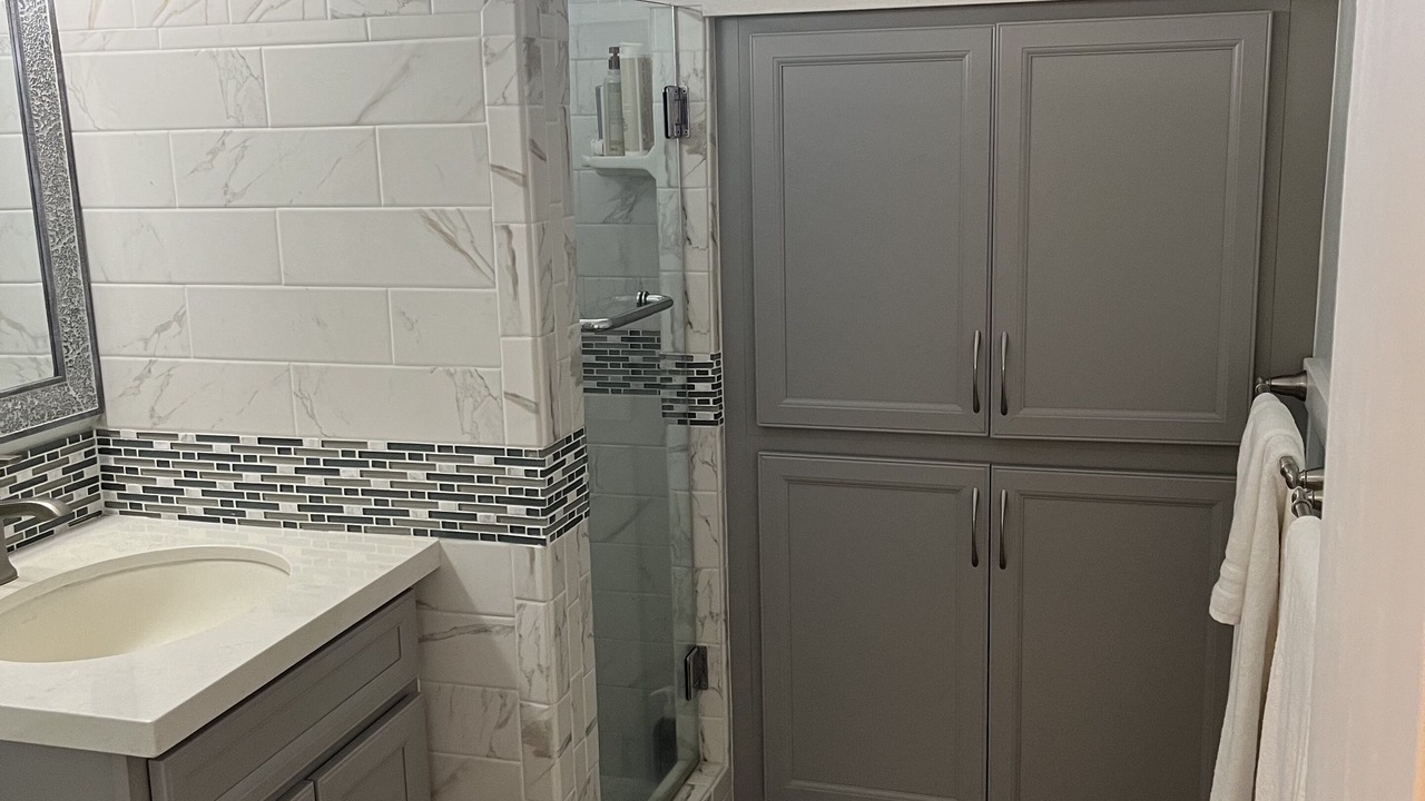 Photo of Bathroom in Diamond Head - Kapahulu - St. Louis