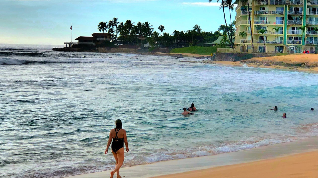 Photo of Others in Makaha