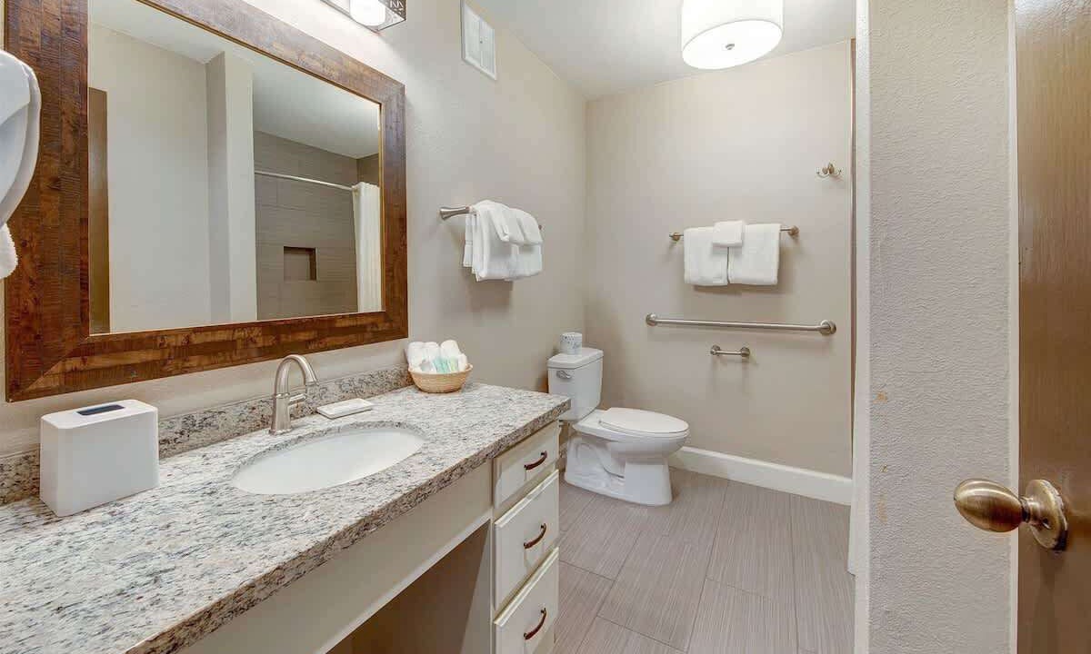 Photo of Bathroom in Kapaa