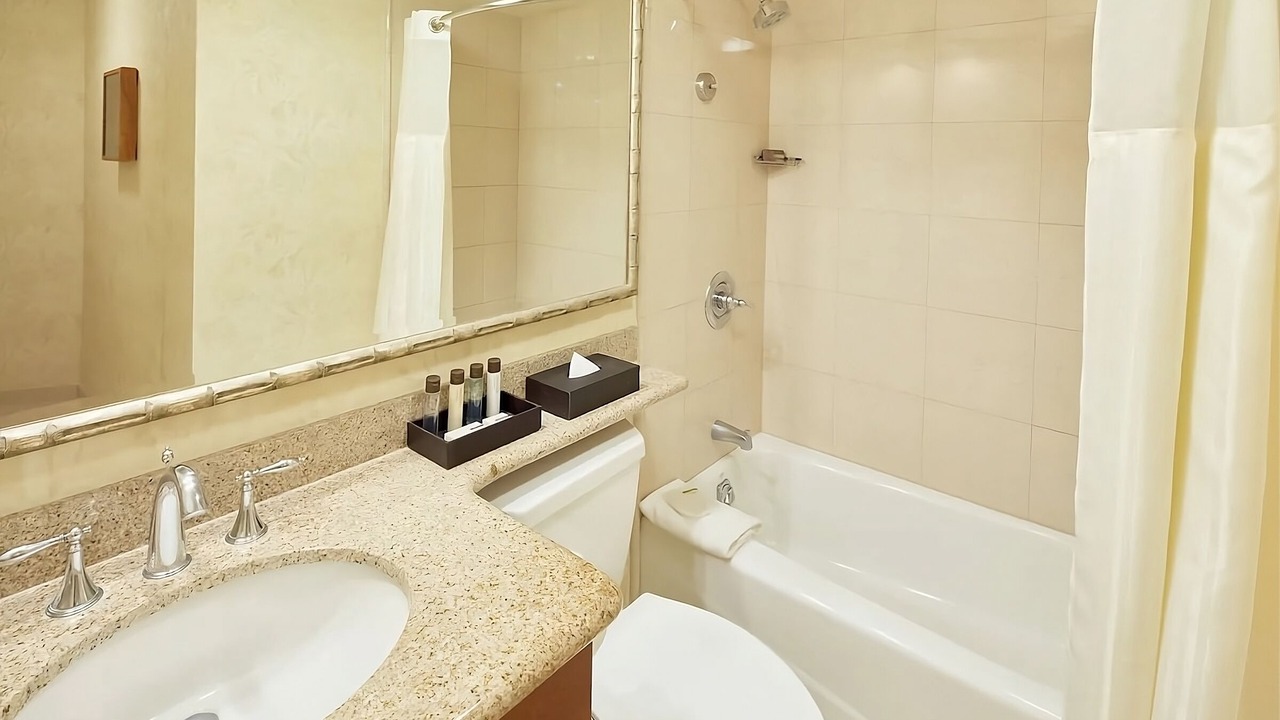 Photo of Bathroom in Waikiki