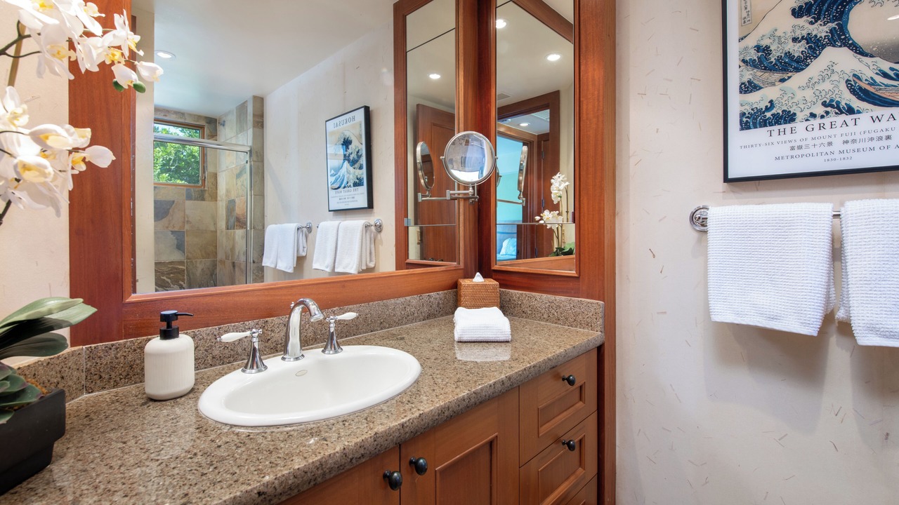 Photo of Bathroom in Kaupulehu