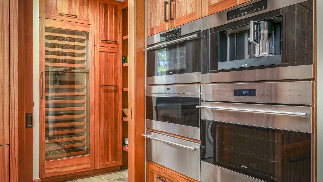 Photo of Kitchen in Kaupulehu