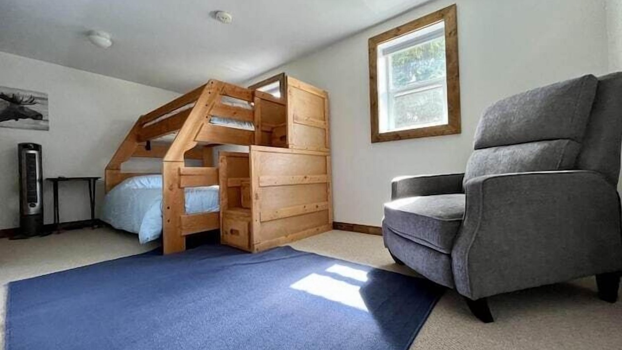 Photo of Bedroom in Healy