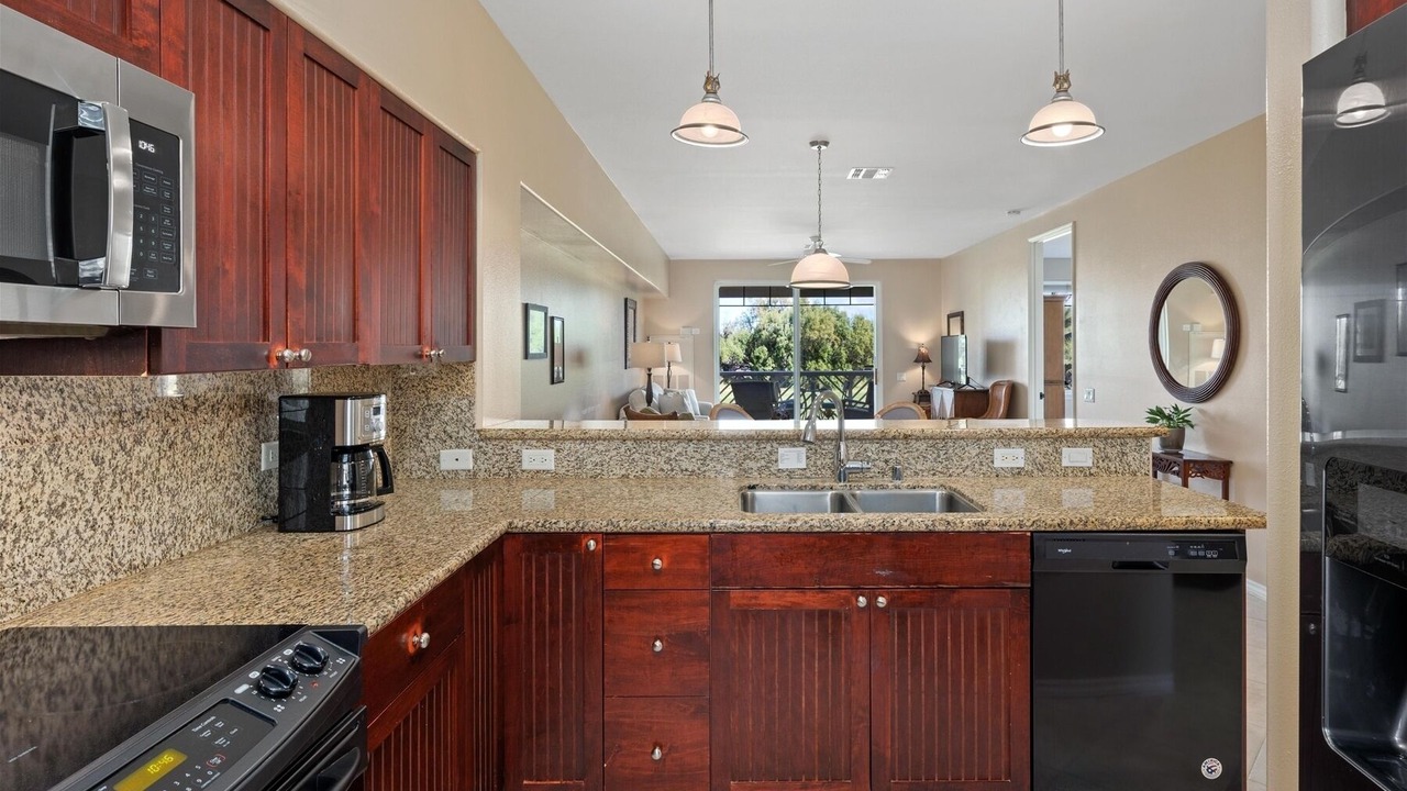 Photo of Kitchen in Waikoloa