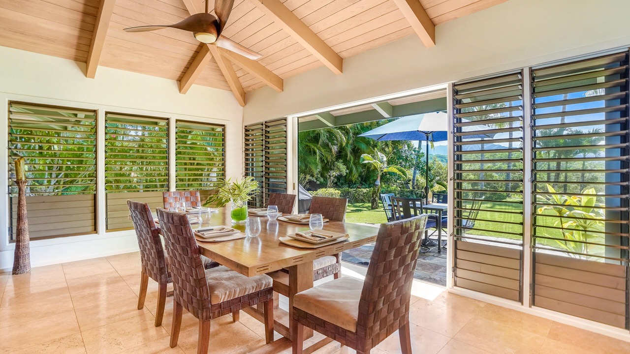 Photo of Bedroom in Kalihiwai
