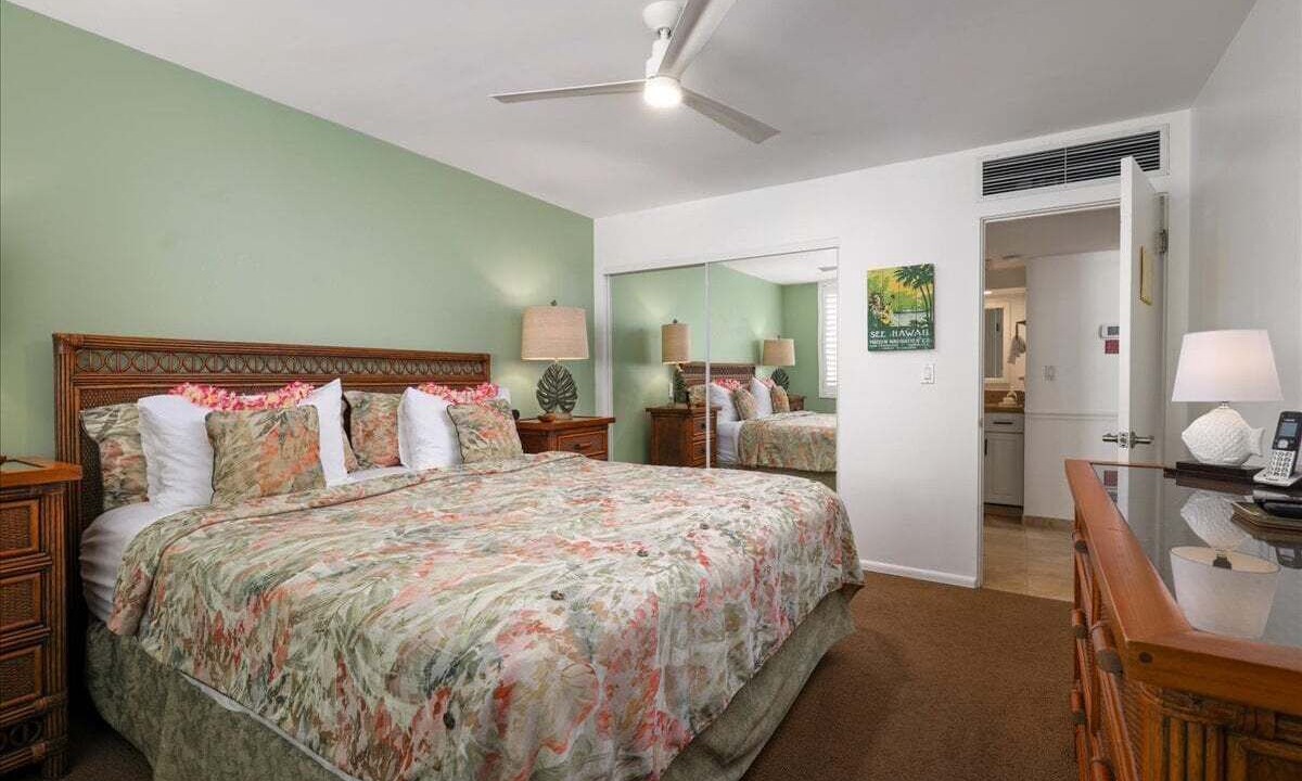 Photo of Bedroom in Historic Kailua Village